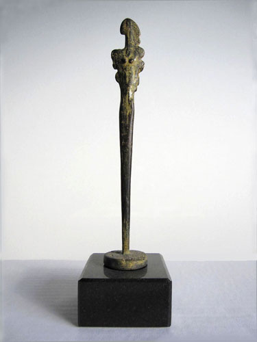 kleine bronsplastiek, abstracte vrouw door kunstenaar Ragonda IJtsma