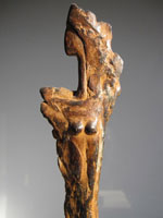 Kunstwerk van brons, vrouw, een bronzen beeld van Ragonda IJtsma