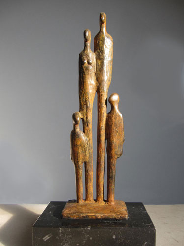 bronzen sculptuur, familie, gezin, echtpaar met twee kinderen
